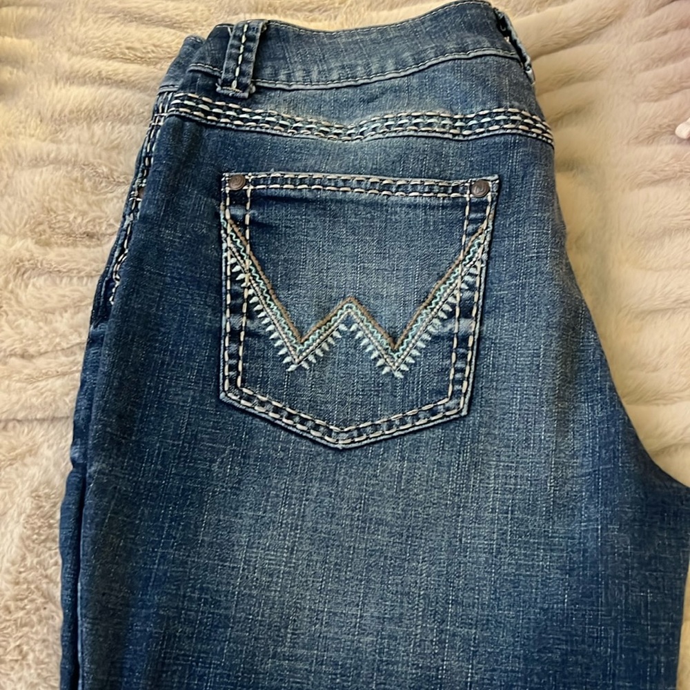 WRANGLER BOOTCUT SIZE 13